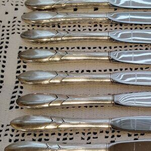 Community Plate Knives in Lady Hamilton Pattern - Set of 8 1932 Oneida